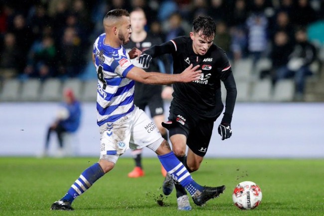 化的背景下 化的背景下