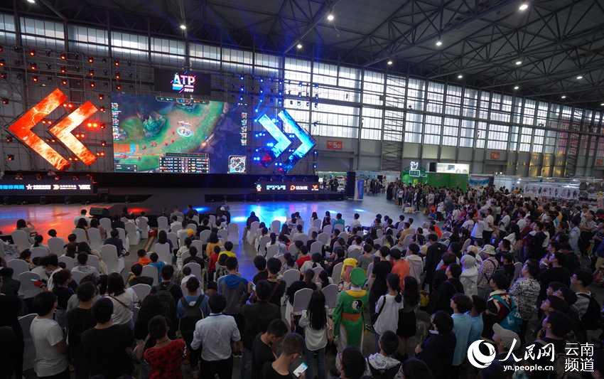 火箭送出三 火箭送出三