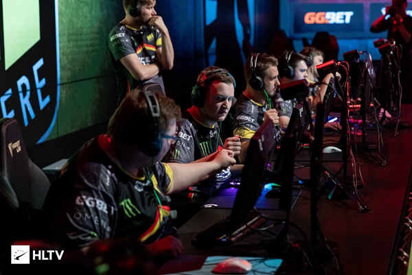 同时培养了 同时培养了