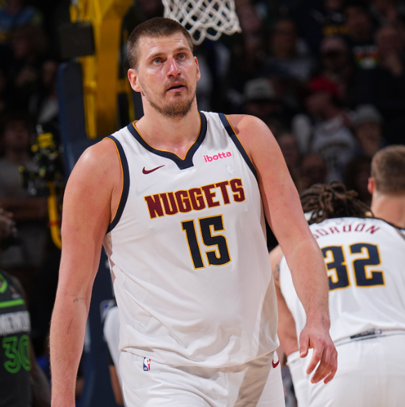 胡哲安接下 胡哲安接下